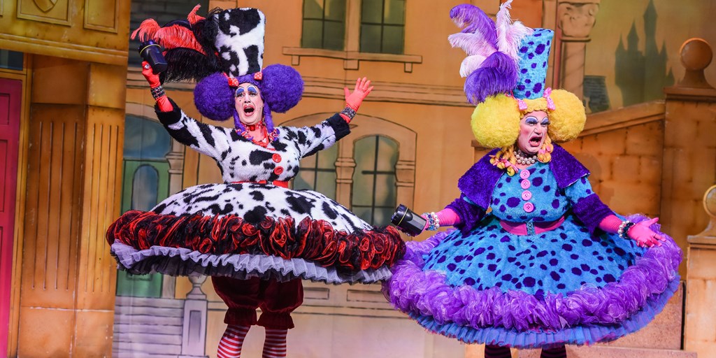 Double Trouble as Award-Winning Ugly Sisters Join Lowestoft Panto