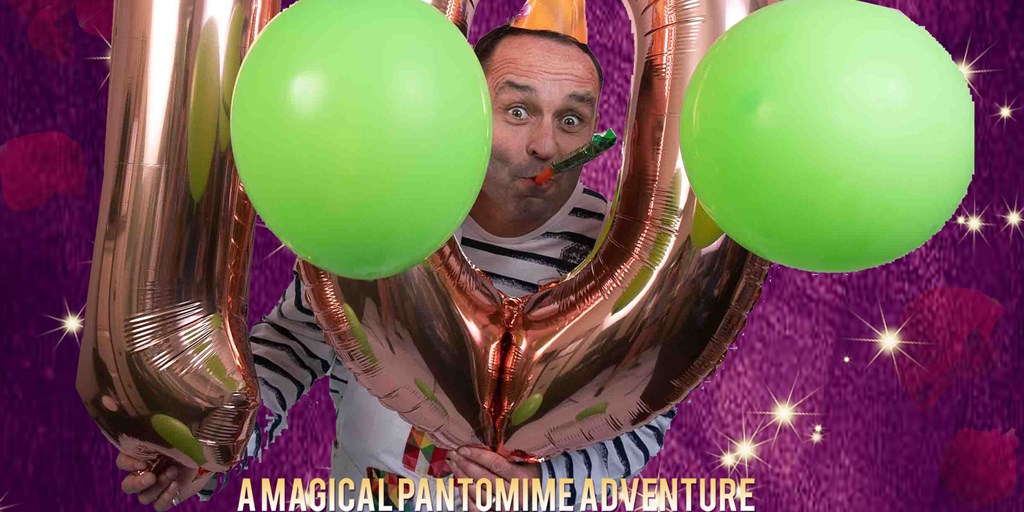 Jez Returns for Panto Number 10!